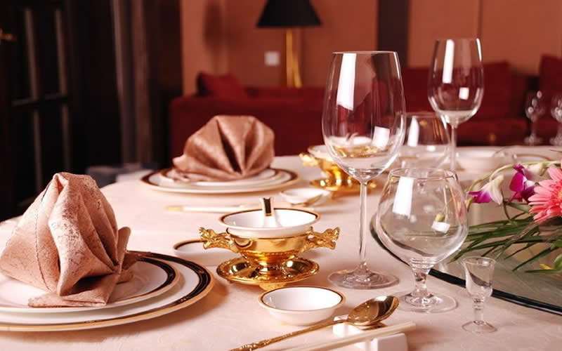 傳統(tǒng)餐飲品牌轉型升級該怎么做_餐飲品牌策劃