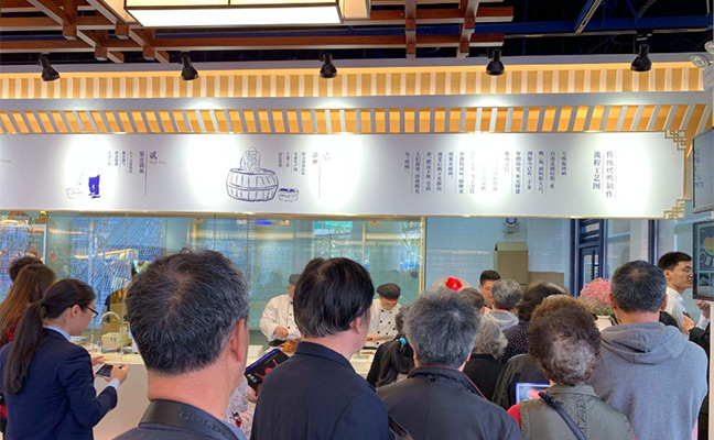 萬(wàn)酥脆烤鴨到店顧客 萬(wàn)酥脆烤鴨到店顧客