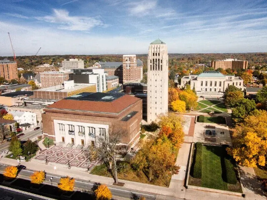 美國公立大學(xué)