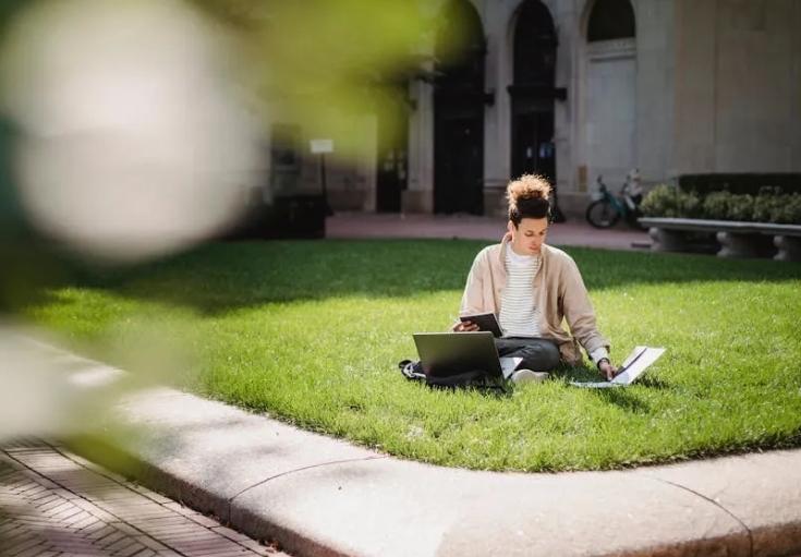 美國本科碩士留學費用